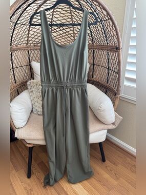 Abercrombie and Fitch Green Traveler Jumpsuit Medium
